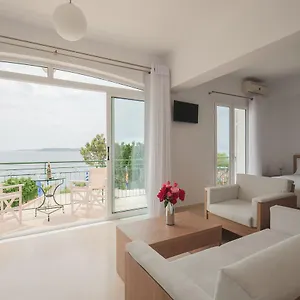 studios-angeliki.kefaloniahotels.net/